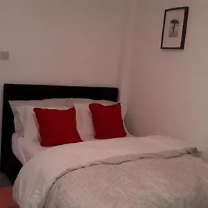 Cosy , London United Kingdom